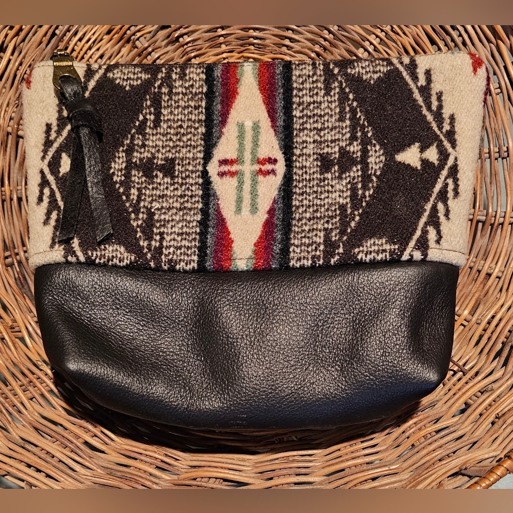 Custom Made Pendleton Wool & Leather Zipper Bag - image 1
